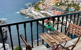 Amazing Sea Views From Cozy Studio.